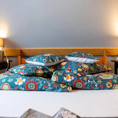 Apartament Golden - One Bedroom - Mountain View&b13 *